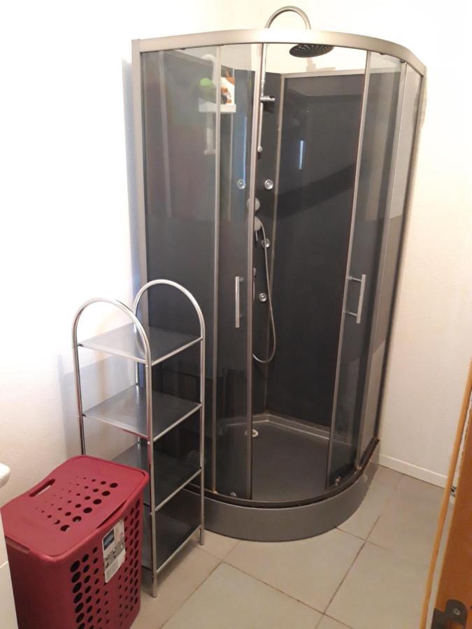 appartement f1 meublé 3 personnes Aubenas Extérieur photo